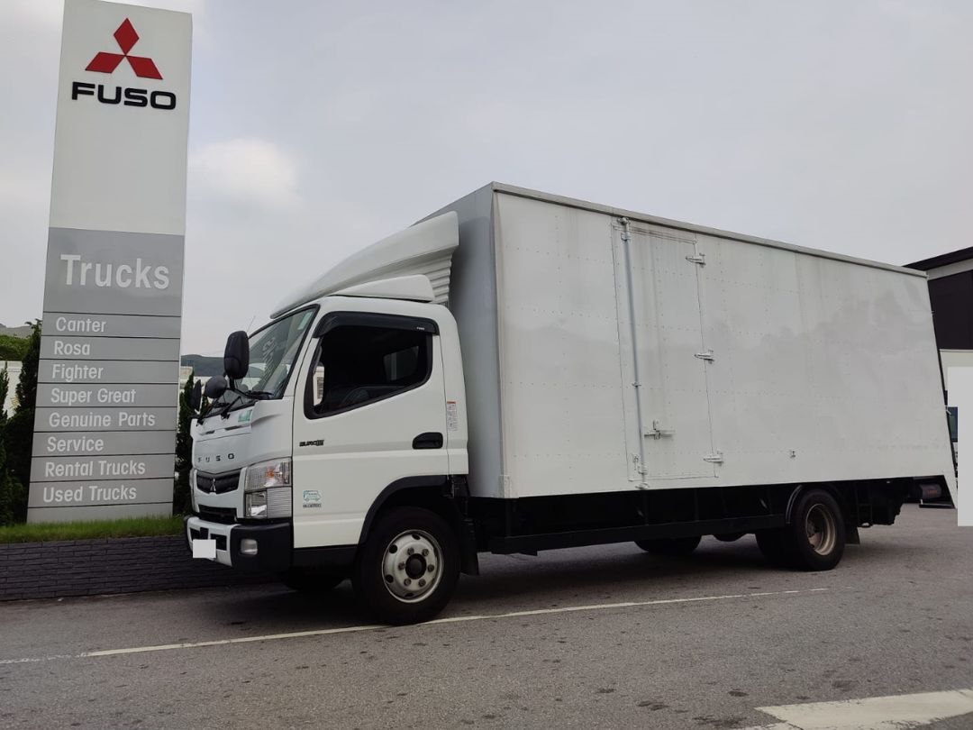 Mitsubishi FUSO Canter Pre-owned Truck 8.2 Tonnes