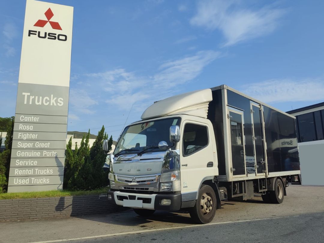 Mitsubishi FUSO Canter Pre-owned Truck 5.5 Tonnes