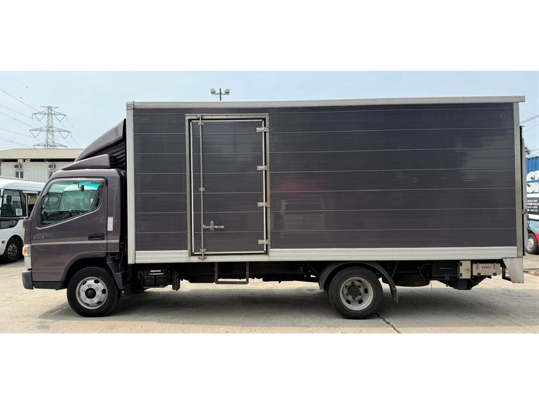 三菱 FUSO Canter 易手車 5.5 噸