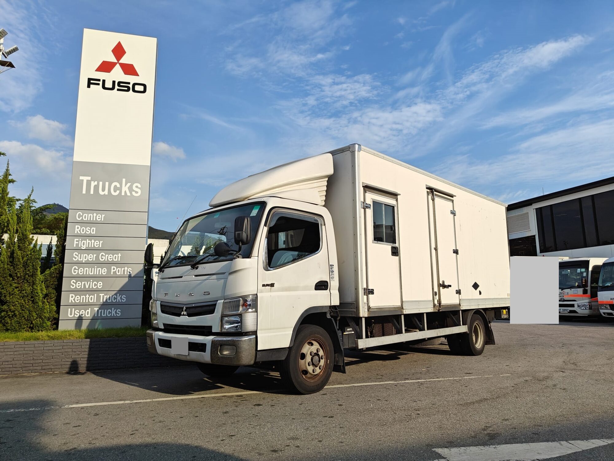 三菱 FUSO 9 噸易手車 Mitsubishi FUSO 9 Tonnes Pre-owned Truck